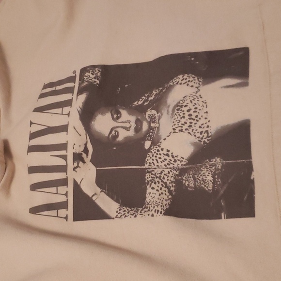Aaliyah hoodie (x2) - Picture 5 of 7